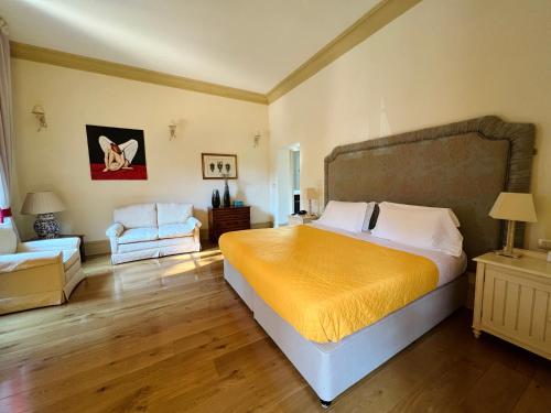 Classic Double Room with Balcony