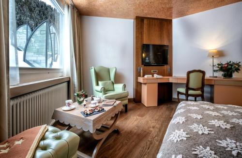 Deluxe Double Room north facing