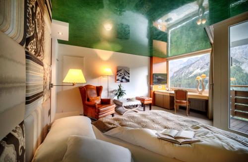 Deluxe Single Room South Facing