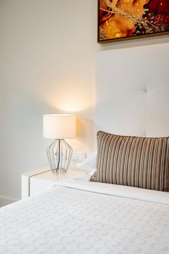 Premium Deluxe Room with Resort View