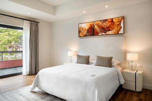 Premium Deluxe Room with Resort View