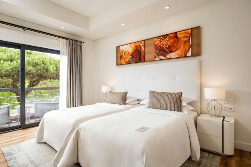 Premium Deluxe Room with Resort View