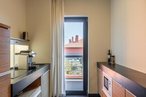 Premium Suite Room with Resort View