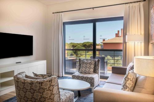 Premium Suite Room with Resort View