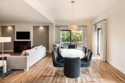 Superior Two-Bedroom Suite with Balcony and Garden View