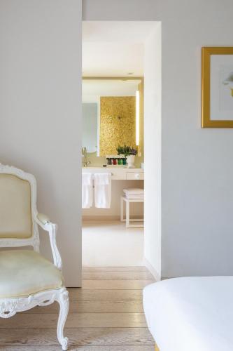 Deluxe Double or Twin Room with terrace - Free Spa Access
