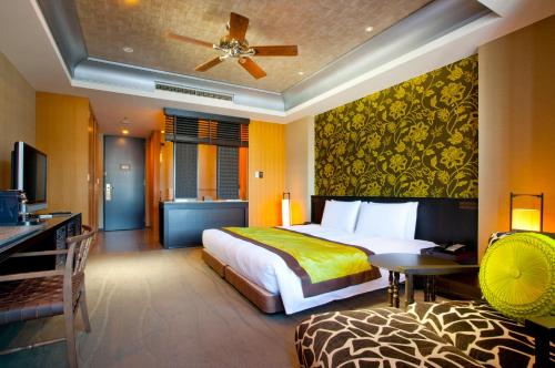 Short Stay (Check-in 17:00~/ Check-out ~11:00) - Executive King Room with Harbour View
