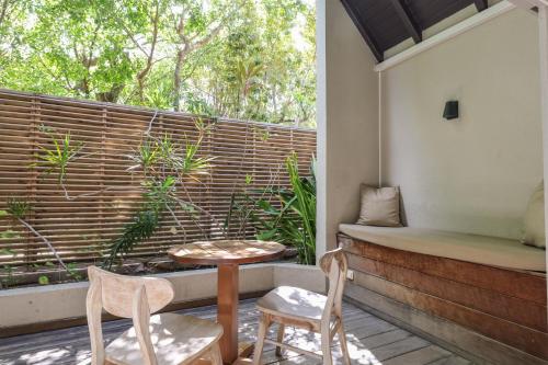 Superior Tropical Garden view room