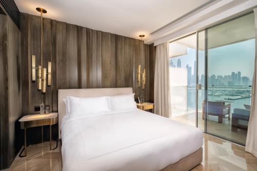 2 Bedroom Hotel Apartment with Sea View