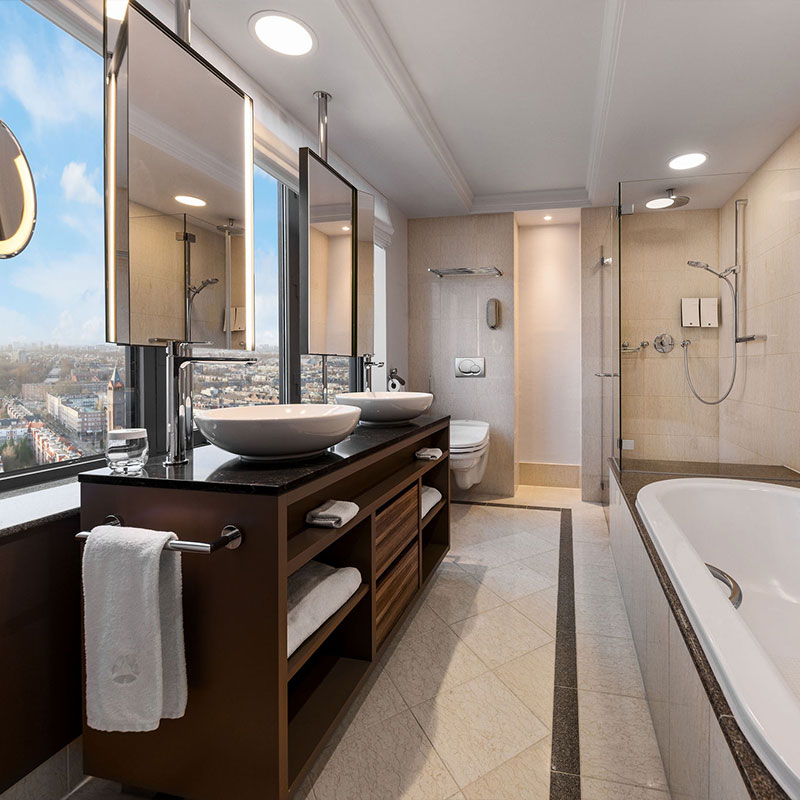 Panorama King room