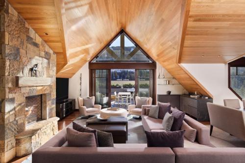 Champagne Glade Three Bedroom Residence