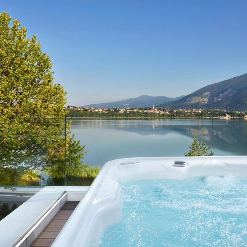 Spa Suite- Lake View