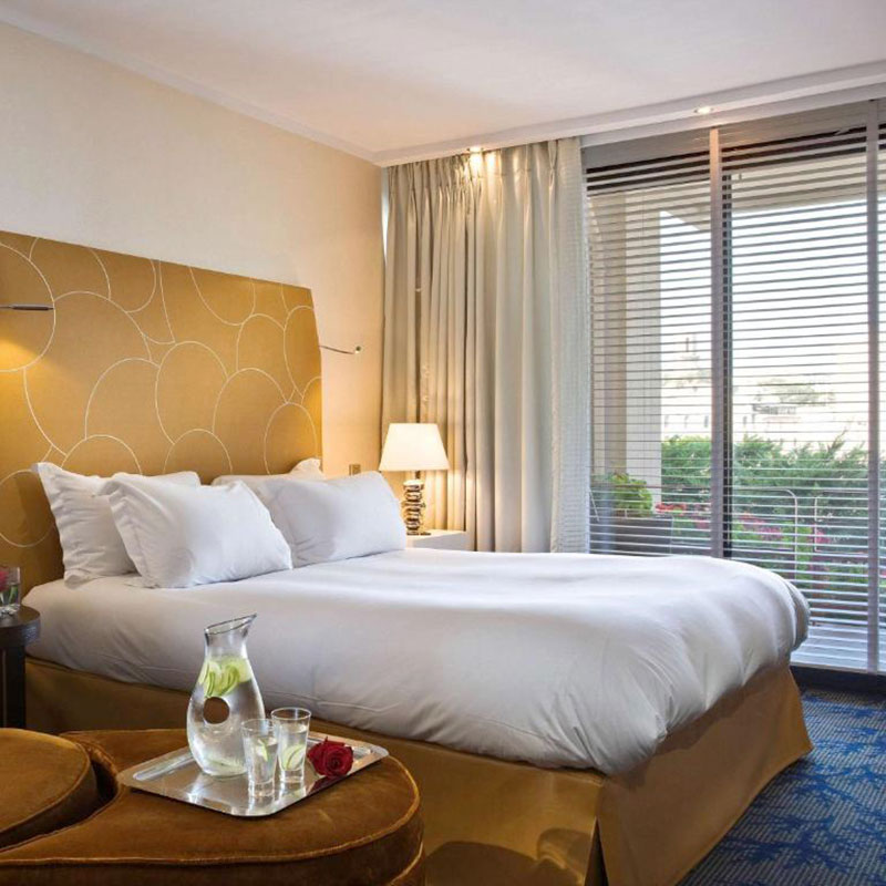 Superior Harbor View Room - 1 Queen Bed