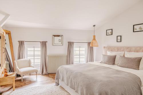 Deluxe Double Room 1945