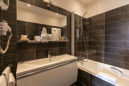 Double Room with Garden View and Spa Access Included