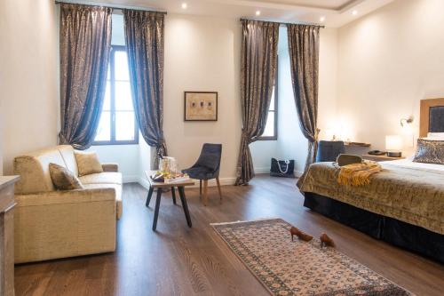 Suite with Lake View  and Spa Access Included