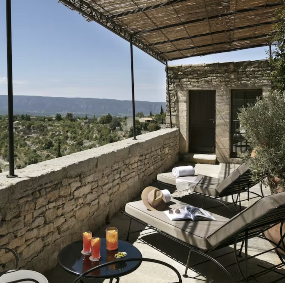 Vasarely Terrace Suite