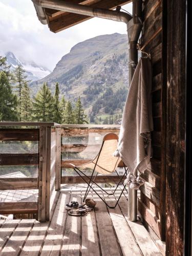 Alpinist Roof Suite