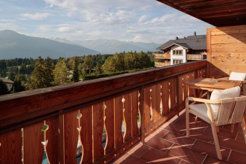 Superior Suite with Mountain View