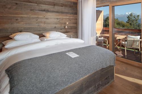 Junior Suite With Mountain View