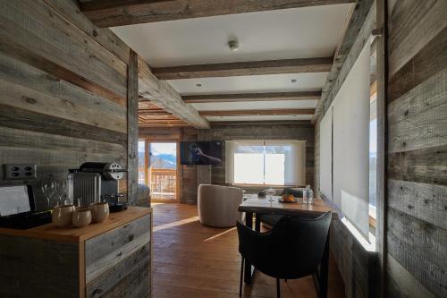 Junior Suite with balcony
