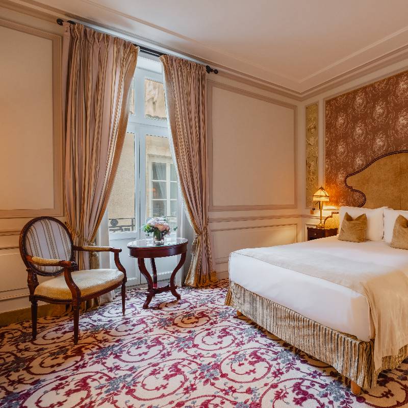 Classic Queen Room