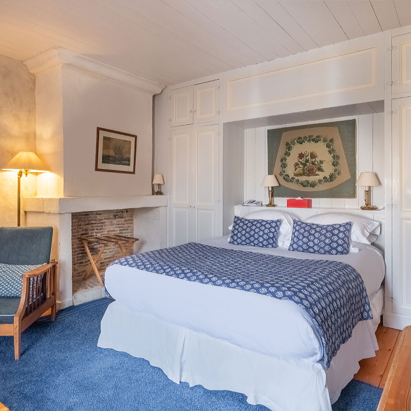 Superior Family Room (2 Adults + 4 Children)