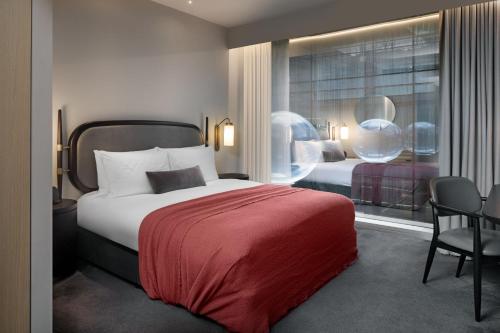 Standard Queen Room