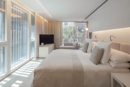 Junior Suite with Garden View - Spa Access