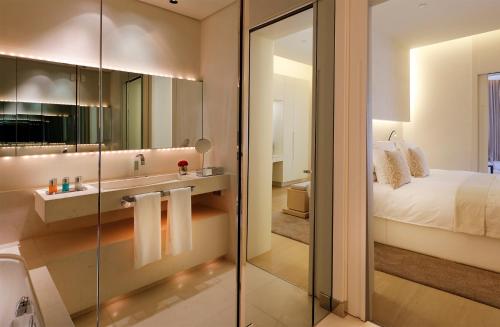Junior Suite with Garden View - Spa Access