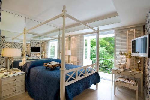 One Bedroom Suite