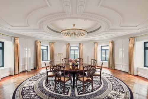 Presidential Suite Maestro