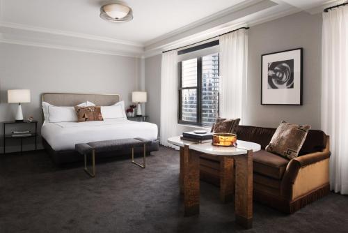 Superior King Room 