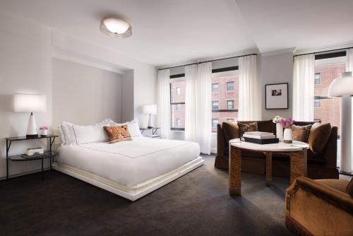 Junior Suite, 1 Double Murphy Bed ( Delaware View)