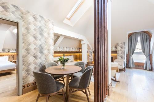 Royal Suite Savoia with View And Terrace