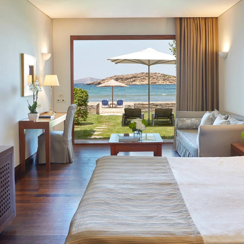 Deluxe Beachfront Bungalow