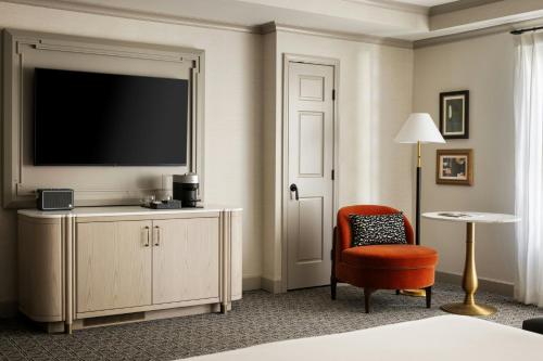 Standard Queen Room with Two Queen Beds