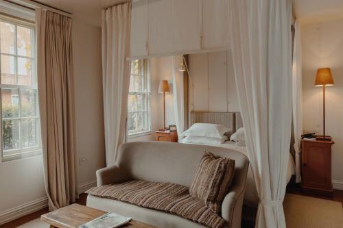 Large Guest Room