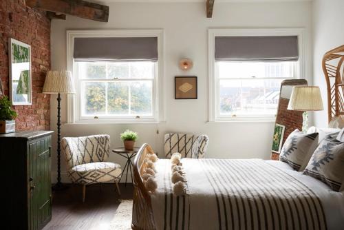 Deluxe Double Room with Bath