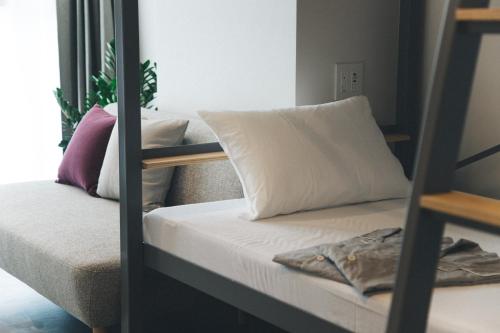 Twin room with Bunk Bed with Shared Bathroom