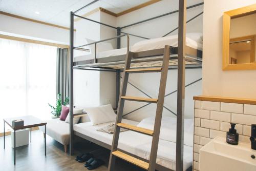 Twin room with Bunk Bed with Shared Bathroom