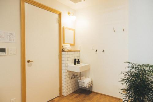 Twin room with Bunk Bed with Shared Bathroom