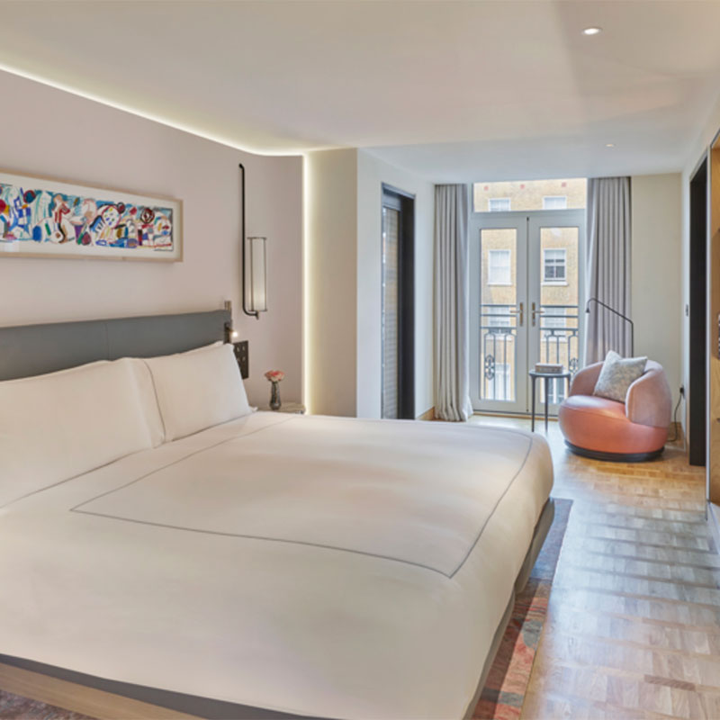 Knightsbridge Suite