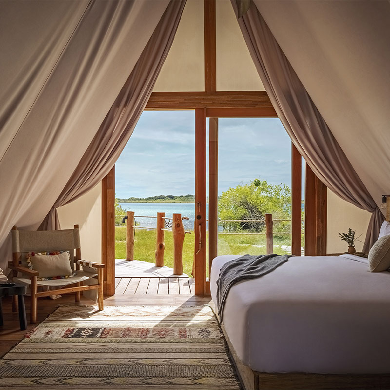Lagoon Room
