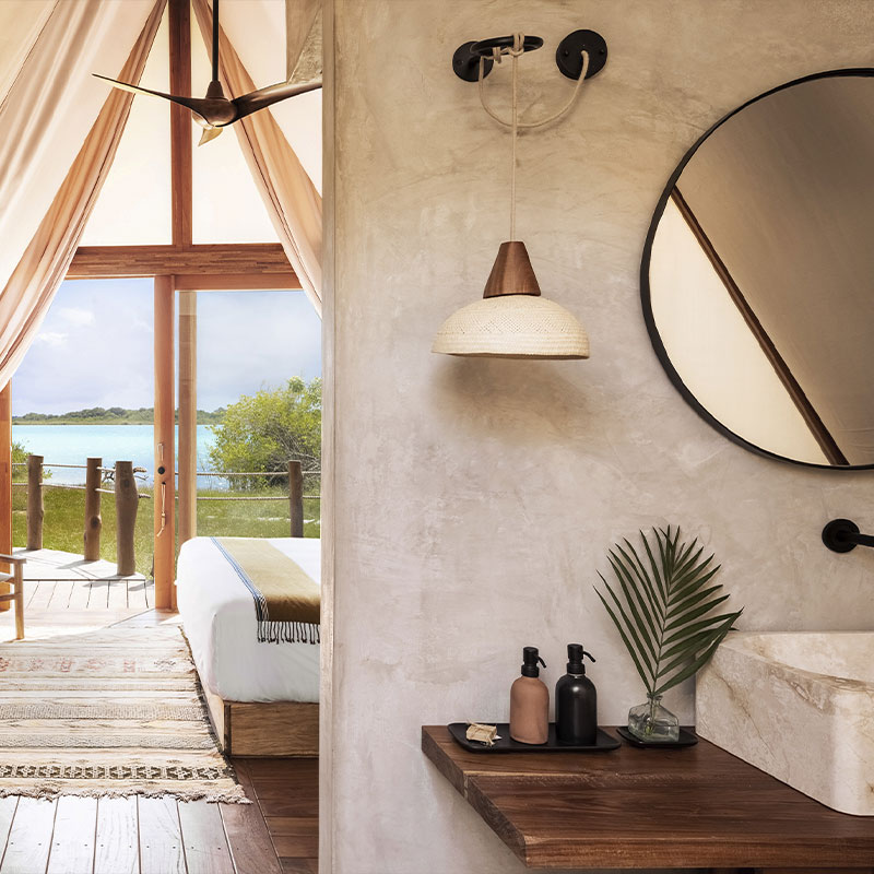 Lagoon Room