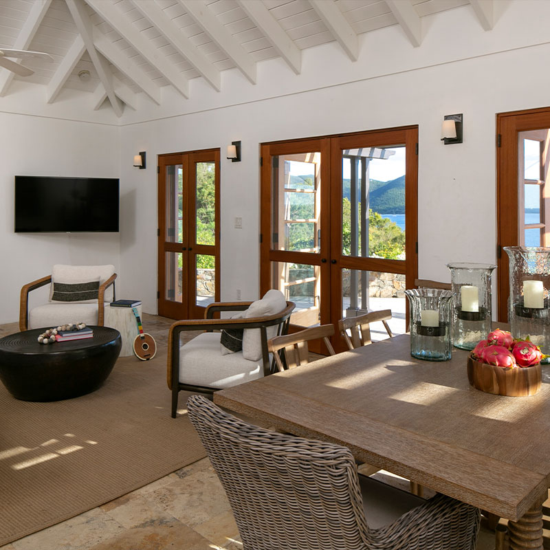 Three-Bedroom Villa Lovango