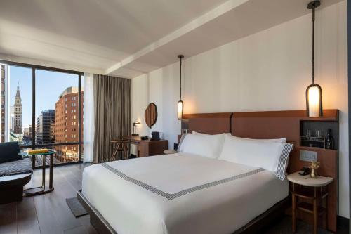 King Room with City View