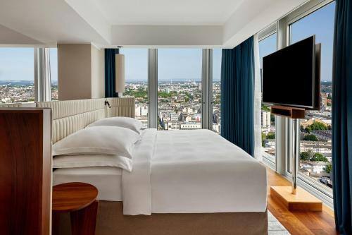 Panoramic Suite