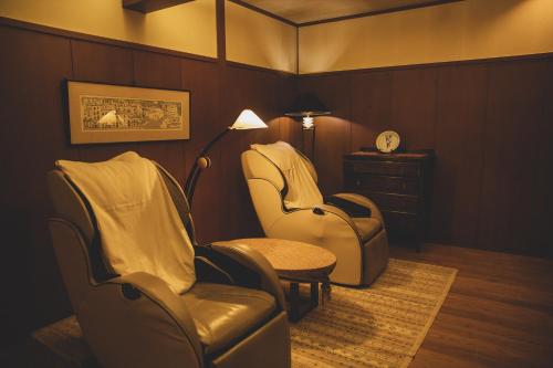 Deluxe Family Suite