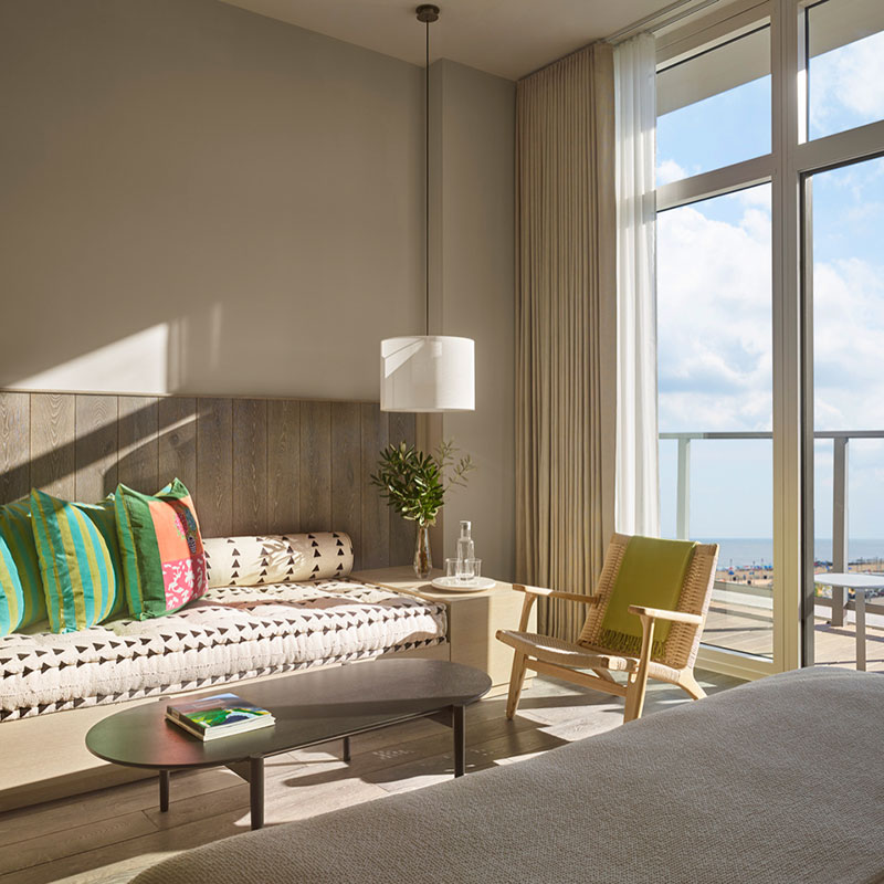 Partial Oceanview Deluxe King